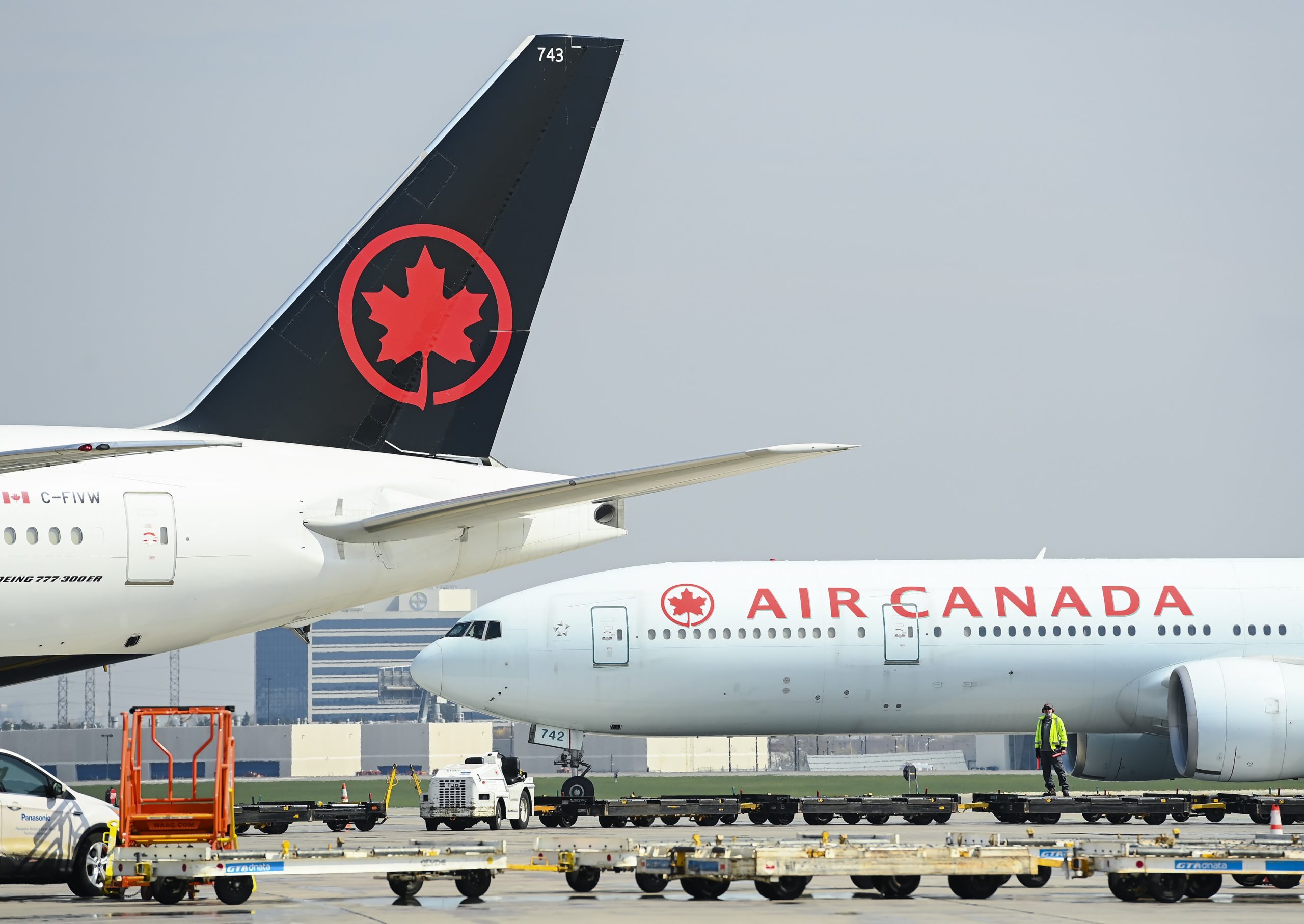 Air Canada Announces Agreement to Purchase 30 Electric Planes: Could Other Airlines Follow Suit?